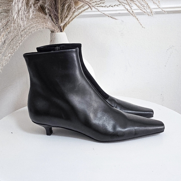 Toteme The slim 35mm leather ankle boots - Picture 5 of 14